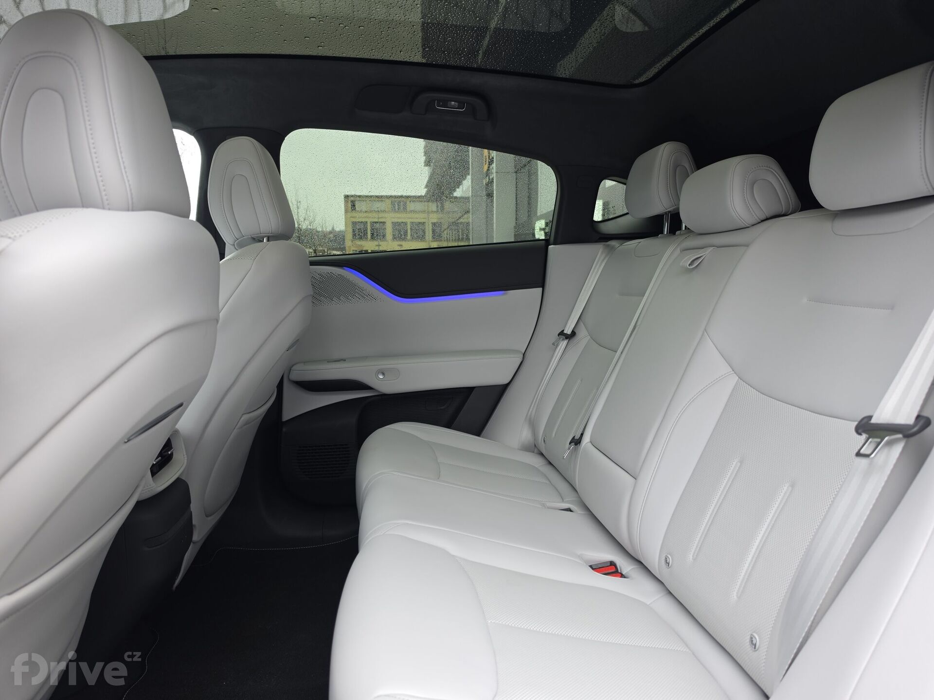 Xpeng G6