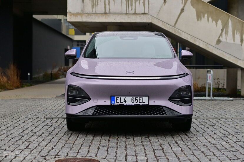 Xpeng G6