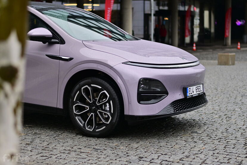 Xpeng G6