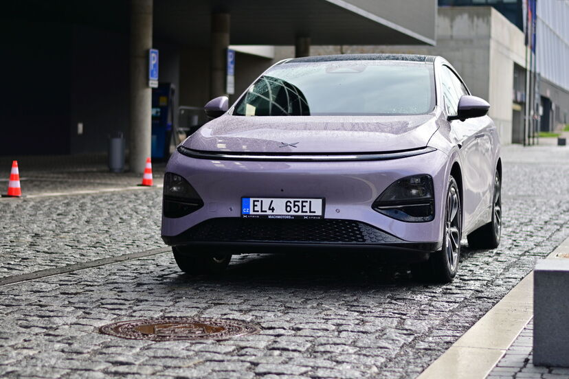 Xpeng G6