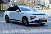 Xpeng G9