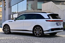 Xpeng G9
