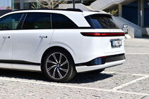 Xpeng G9