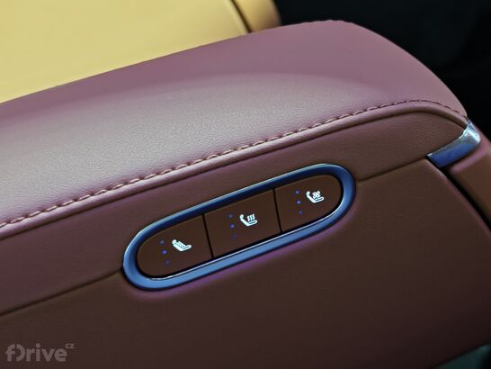 Xpeng G9L