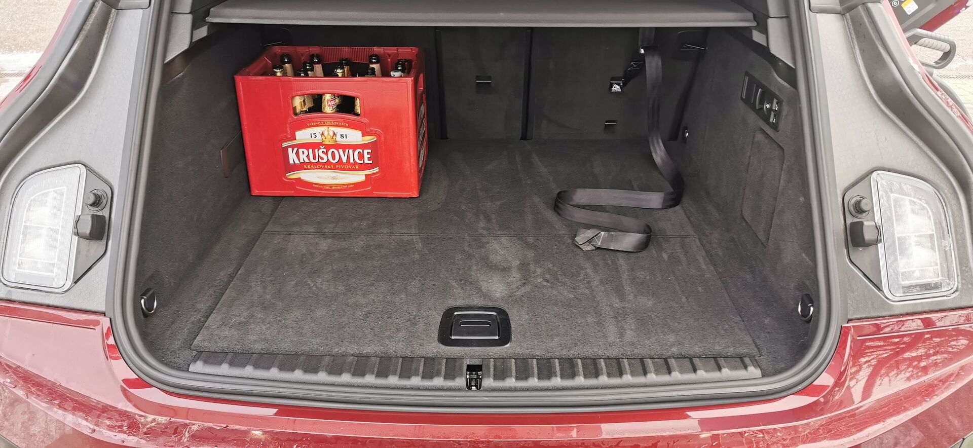 Zavazadlový prostor BMW iX