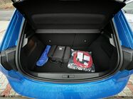 Zavazadlový prostor Peugeot e-208