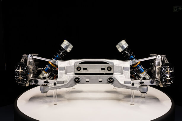 Zavěšení kol Ferrari Elettrica