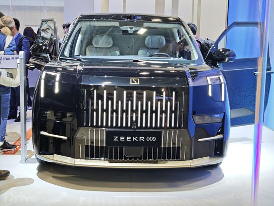 Zeekr 009