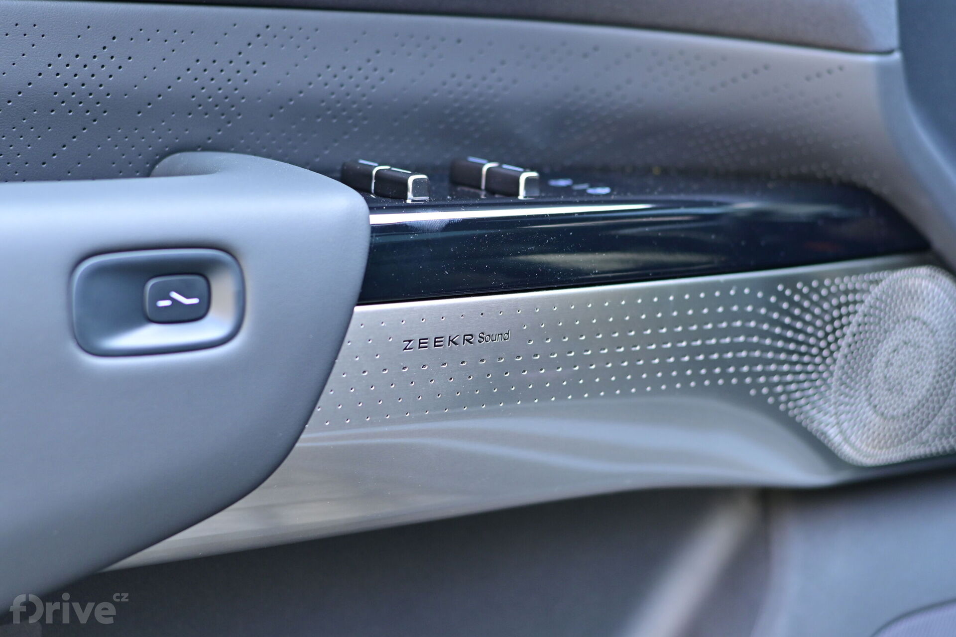 Zeekr 7X