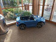 Zmenšenina modelu Volvo určená pro děti do 3 let