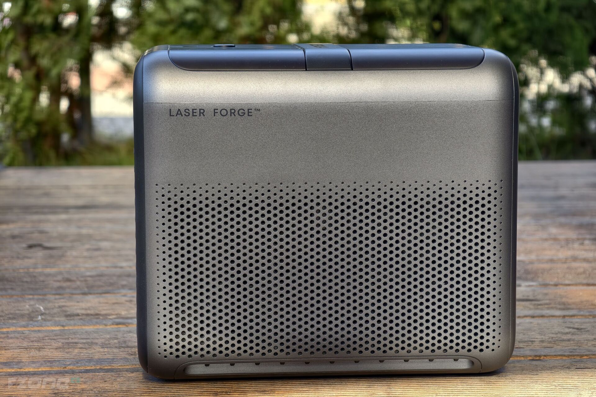 Anker Nebula X1