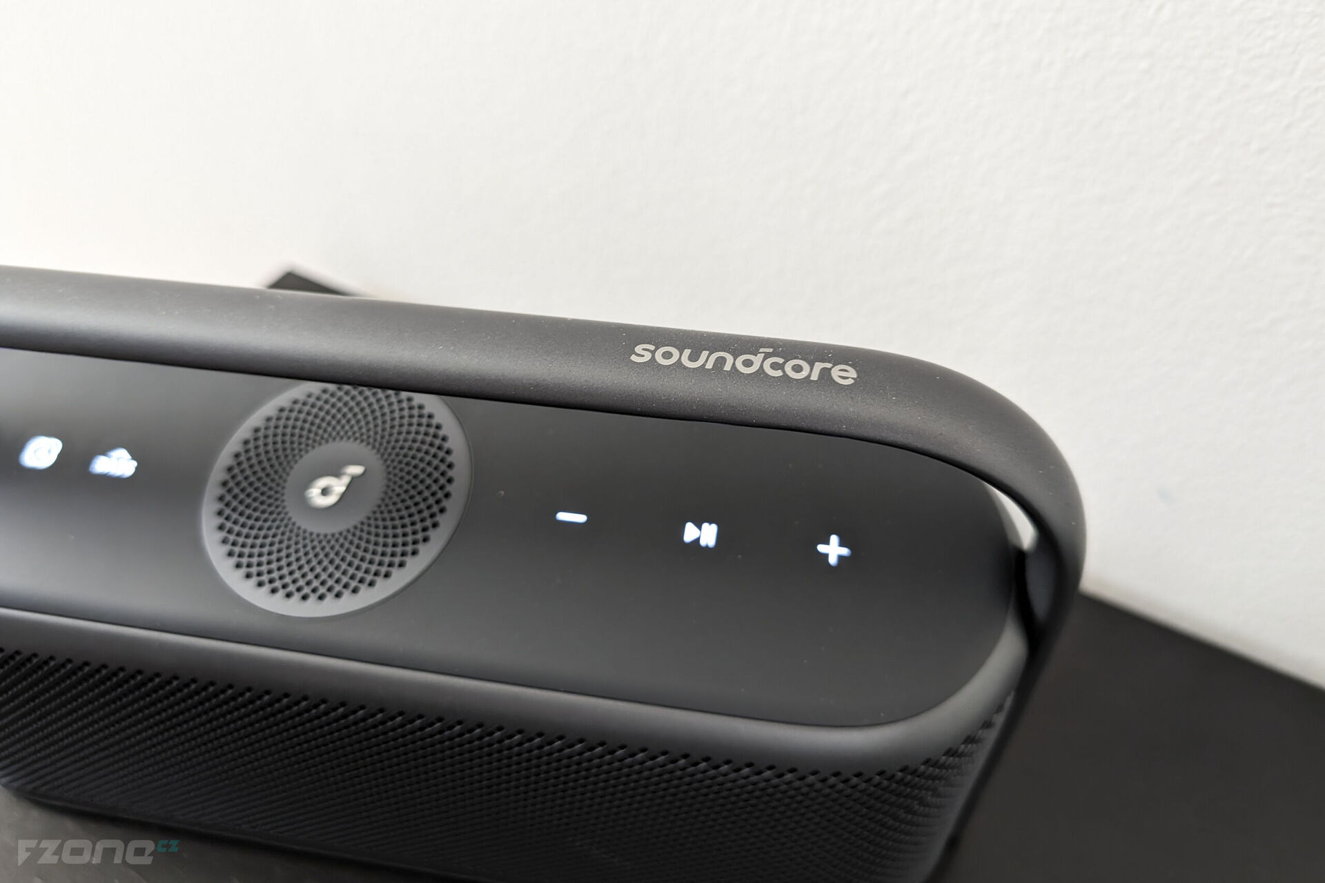 Anker Soundcore Motion X600