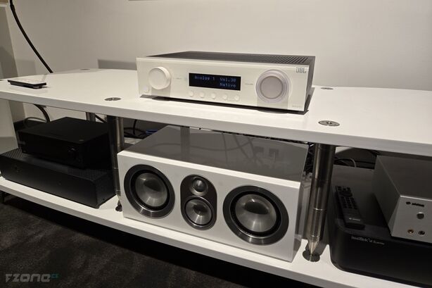 AV receivery JBL MA a reproduktory JBL Stage 2