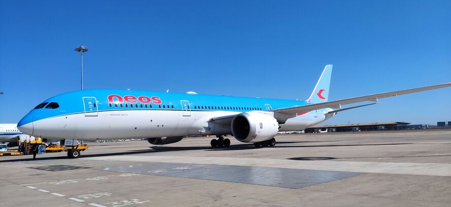Boeing 787 Neos