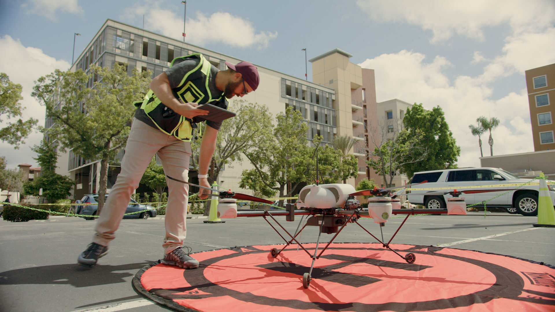 Dopravování jídla dronem od Uber Eats