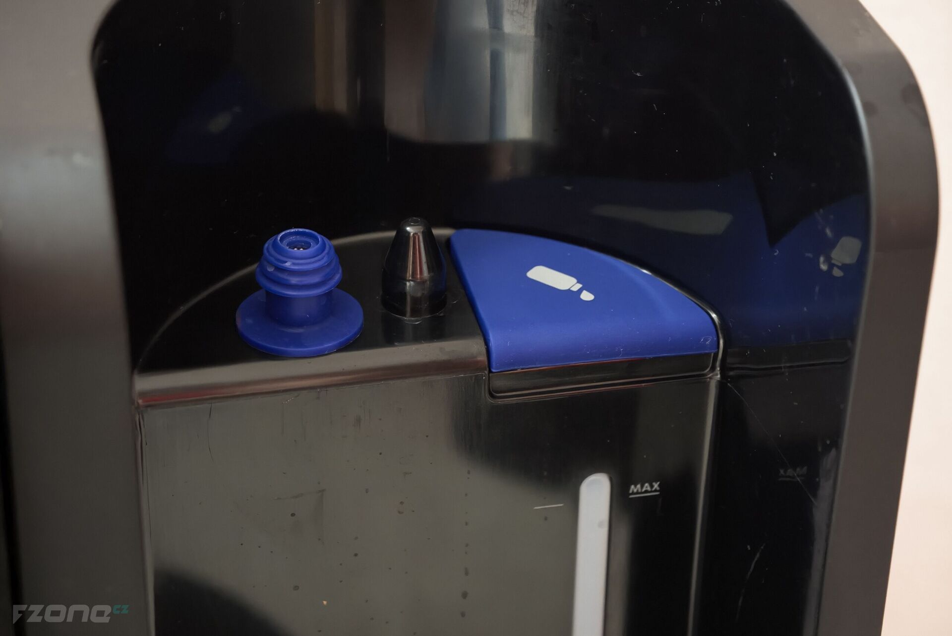 Dyson Spot+Scrub AI