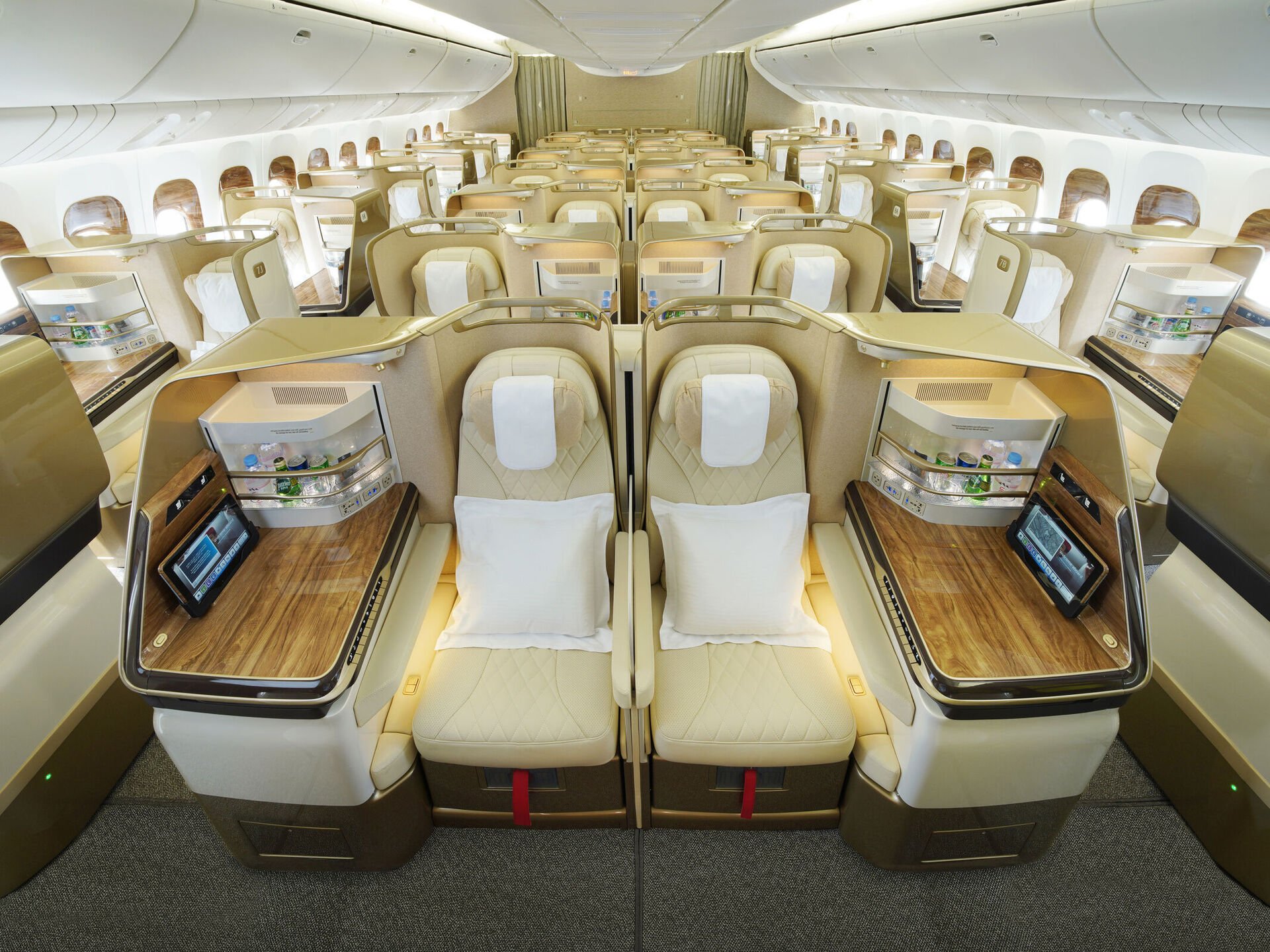 Emirates business class