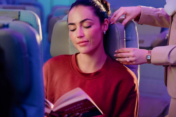 Emirates opěrka U-Dream