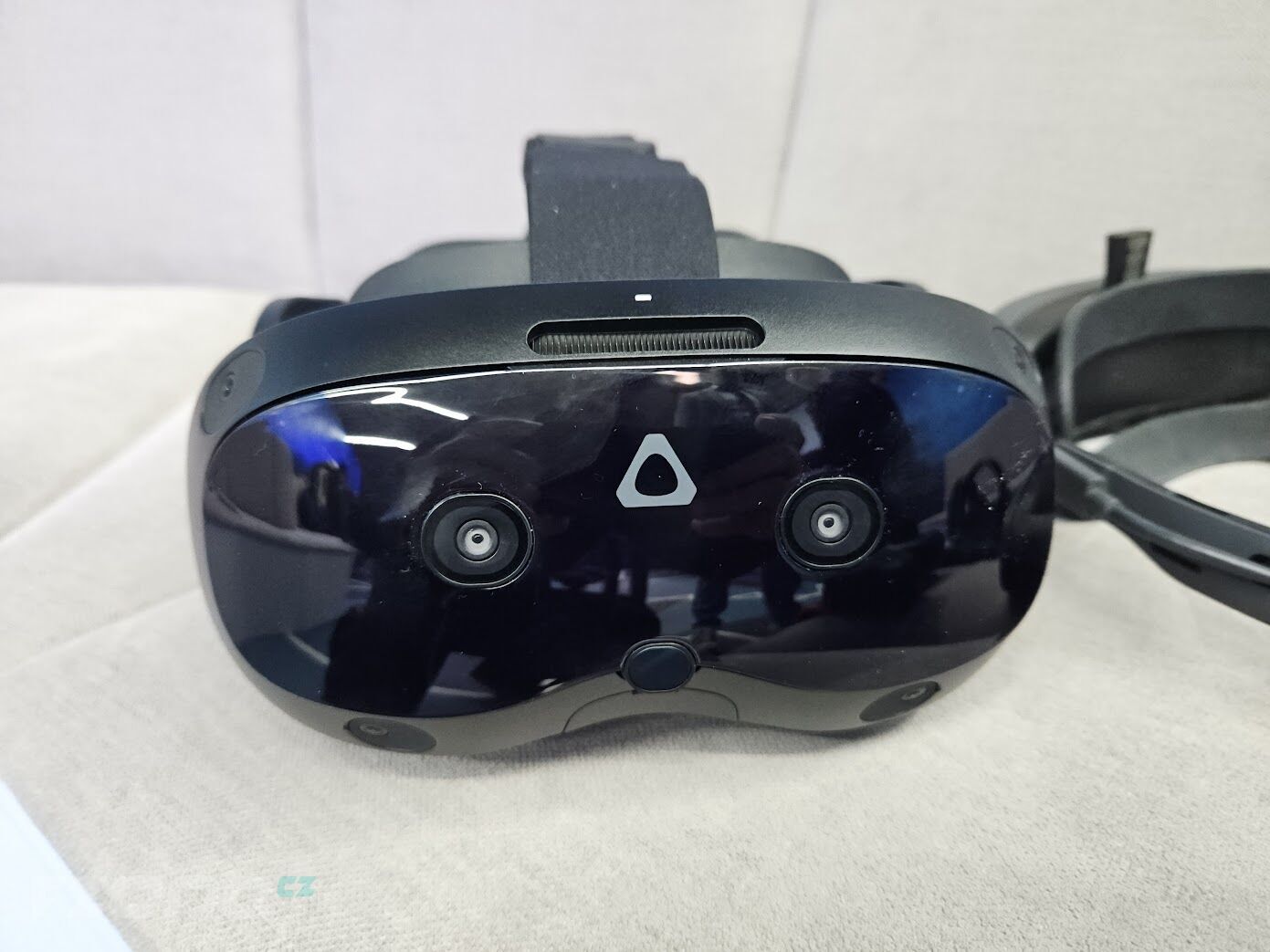 HTC VIVE Focus 3