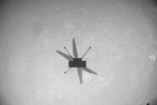 Marsovská helikoptéra Ingenuity absolvovala 8. úspěšný let