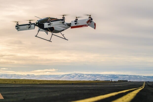 Bezpilotní vzdušné taxi Vahana od Airbusu má za sebou první úspěšný let