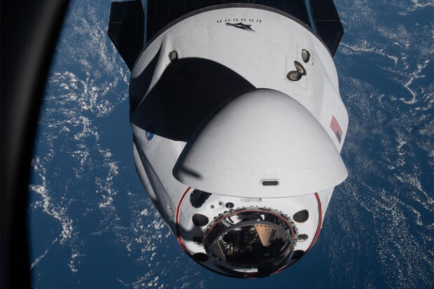 Soukromá mise Ax-1 se odpojí od ISS zítra nad ránem. SpaceX bude vysílat živě