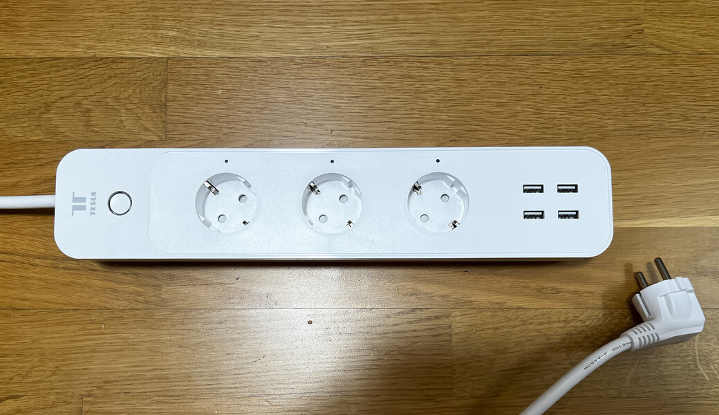 Tesla Smart Power Strip 3 + 4 USB