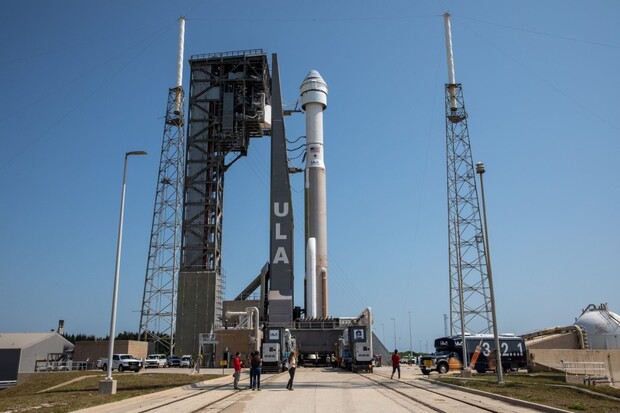 Starliner od Boeingu se vydá na zásadní test. Poslední před letem lidí na ISS