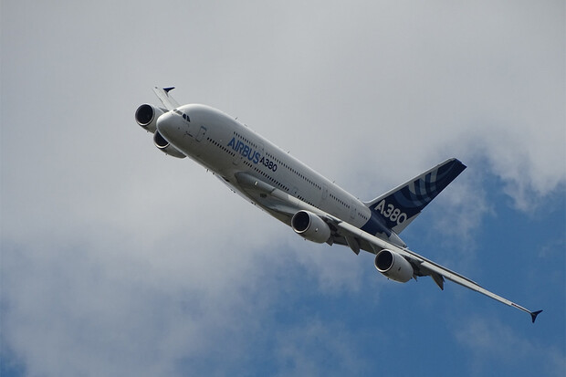 Největší osobní letadlo Airbus A380 vrátí Lufthansa zpět do vzduchu