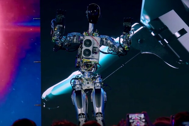 Robot od Tesly se jmenuje Optimus. Jednou to třeba bude váš nový kolega