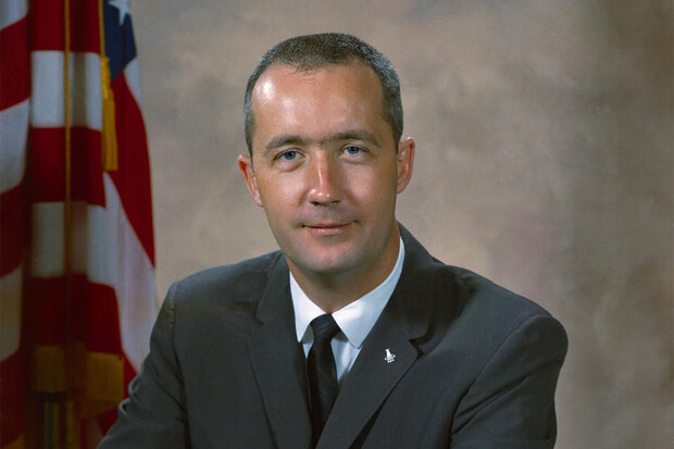 Zemřel astronaut James McDivitt – velitel mise Apollo 9