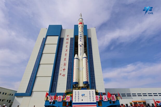 Dnes odstartuje raketa s astronauty k čínské vesmírné stanici