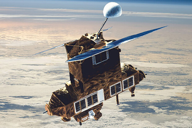 Vysloužilý satelit od NASA vstoupil do atmosféry, kde shořel
