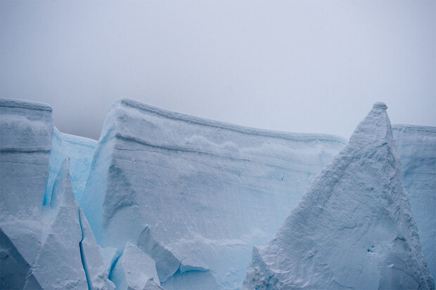 Na Antarktidě se odlomil obrovský kus ledovce