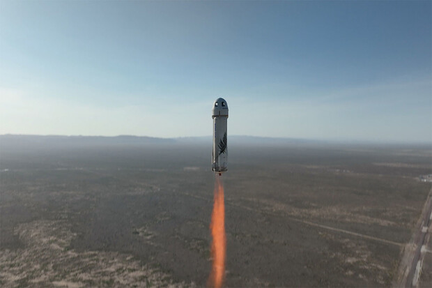 Blue Origin plánuje let do vesmíru s čistě ženskou posádkou