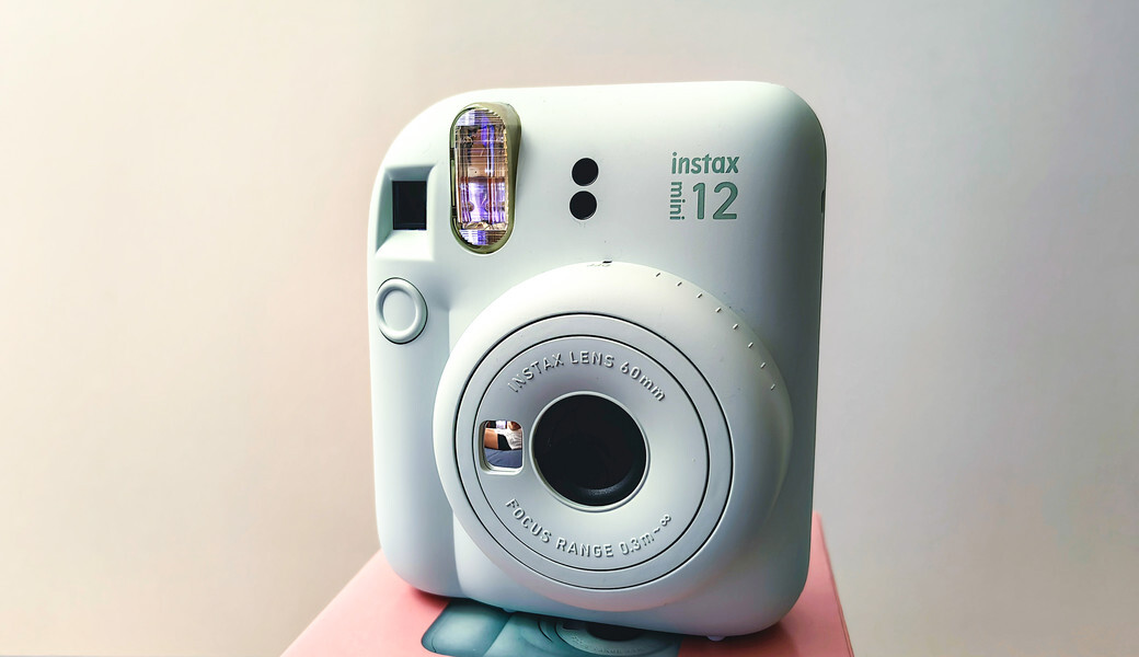 Fujifilm Instax Mini 12