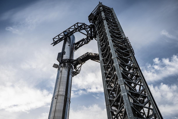 Druhý pokus o start rakety Starship se nezdařil celý