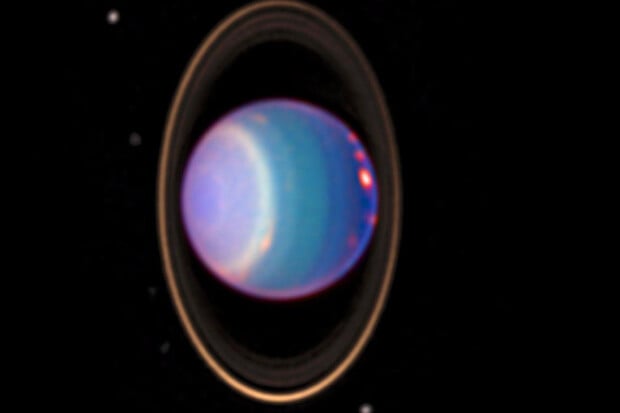 Čtyři největší měsíce Uranu nejspíše obsahují vnitřní oceány