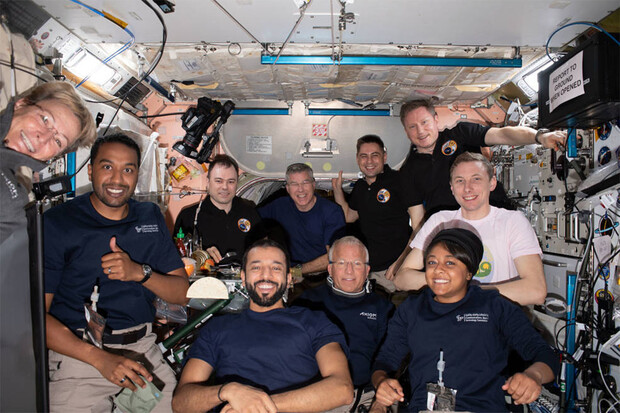 Zítra odpoledne z ISS odletí soukromá mise Ax-2