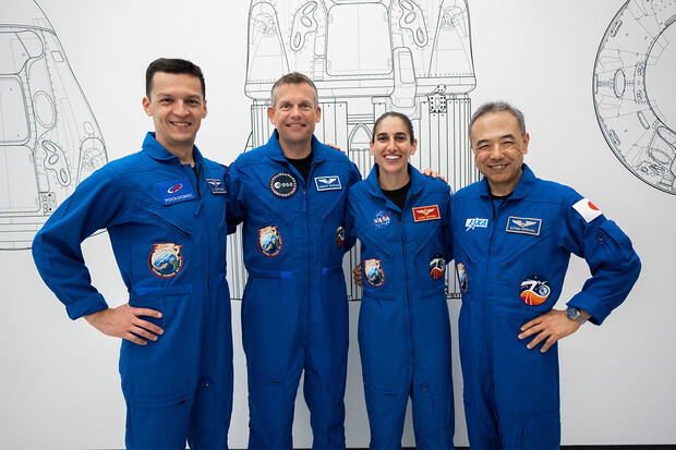 Dnes z vesmírné stanice odletí zpět na Zemi čtyři astronauti
