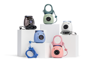 Fotoaparát, který se vám vejde do dlaně? Takový je nový Instax Pal