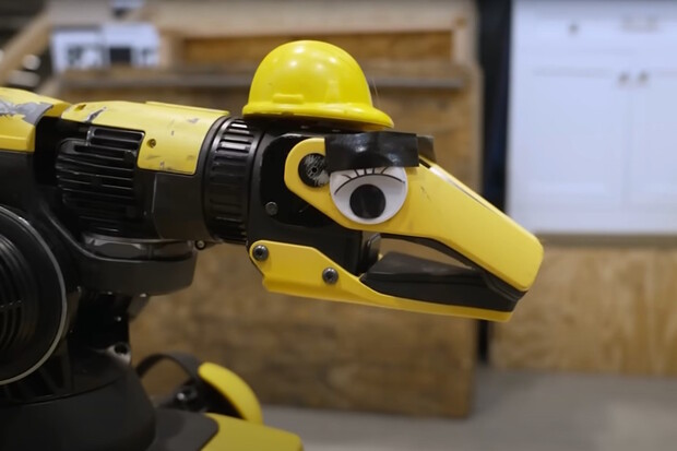 Co se stane, když vybavíte robota z Boston Dynamics schopnostmi ChatGPT?