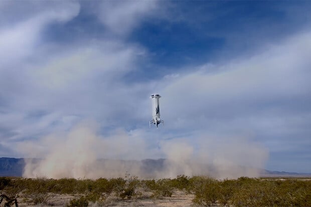 Blue Origin úspěšně vzlétl s raketou po 15měsíční pauze