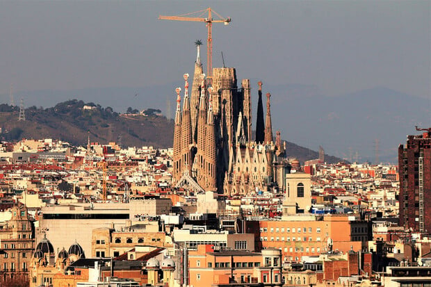 Po více jak 140 letech bude dokončena stavba katedrály Sagrada Familia