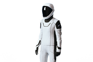 SpaceX představil nové skafandry pro výstupy do vesmíru