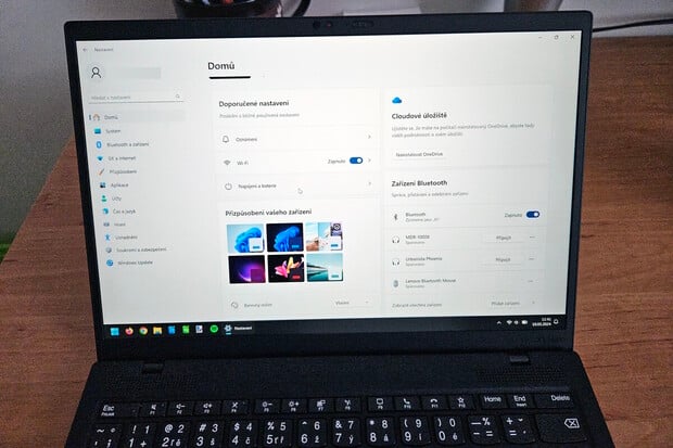 Nastavování Windows je tak složité, že to bude muset dělat umělá inteligence