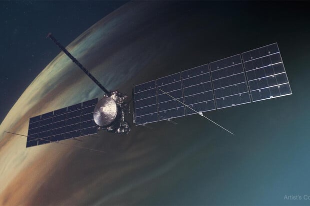 Mise Europa Clipper probíhá podle plánu. Sonda již rozvinula solární panely