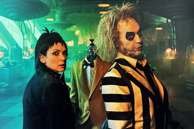 Víkend na streamu: hororová komedie Beetlejuice Beetlejuice a vánoční pohádka