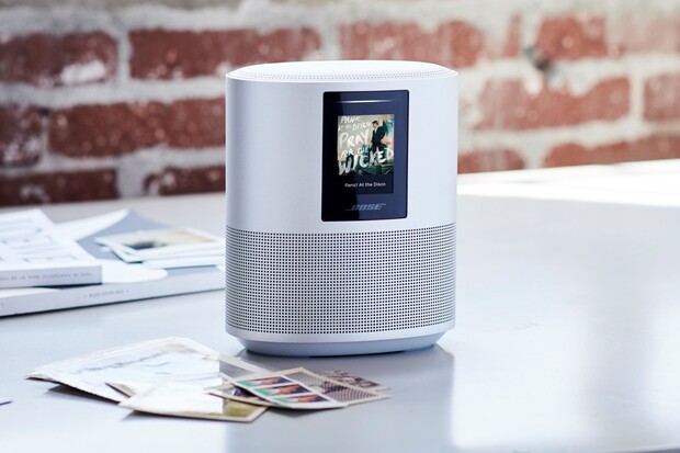 Bose odhalil svůj první chytrý reproduktor a soundbary. Pohání je Alexa