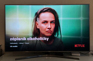 Co sledovat o víkendu: drsný Zápisník alkoholičky a komediální drama Navrch huj – Na co se o víkendu podívat na Netflixu a Maxu